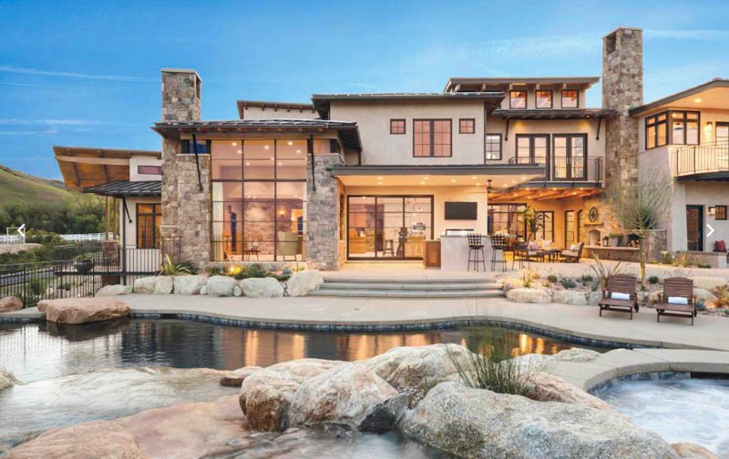 Calabasas custom home builder